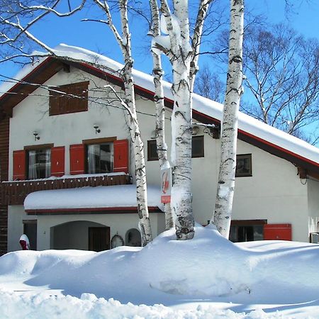 Madarao Elm Pension Iiyama Exteriör bild